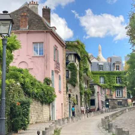 דירה Beautiful And Bright Elegant Parisian 1-bedroom פריז